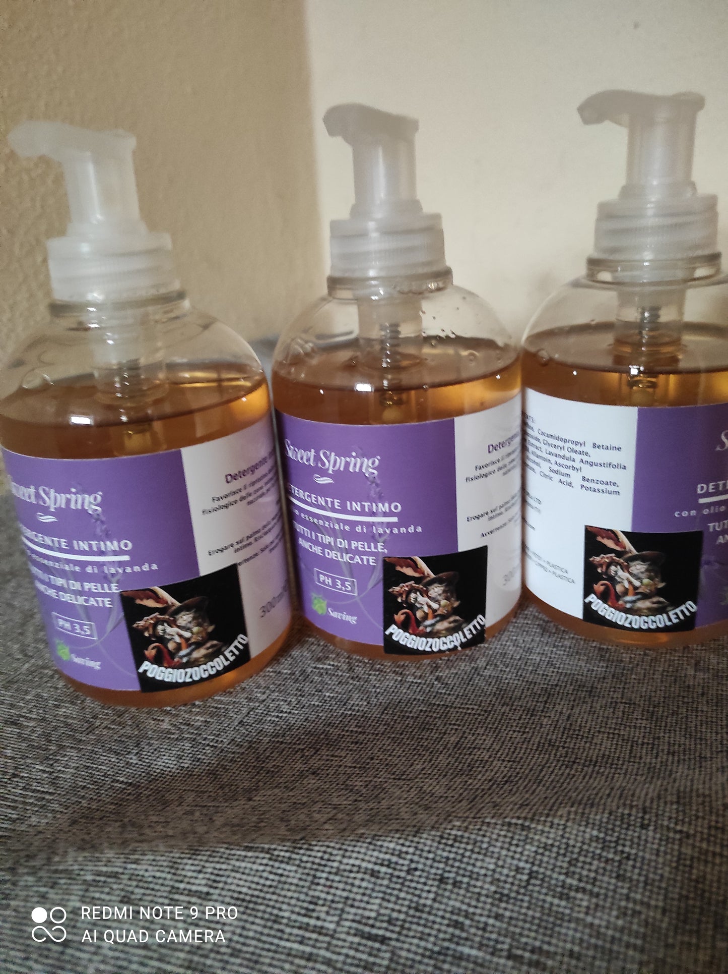 Detergente intimo fatto con la nostra lavanda aiuta una piccola azienda che rispetta lambiente