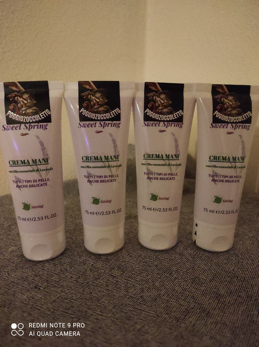 Crema mani fatta con la nostra lavanda